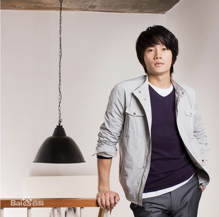 池晟(Ji Sung)前后照片