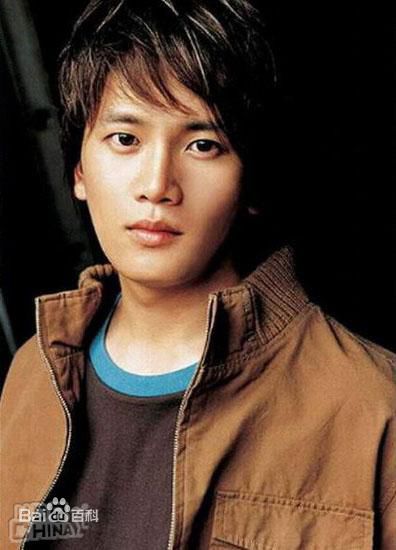 池晟(Ji Sung)前后照片