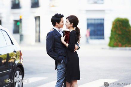 池晟(Ji Sung)李宝英婚纱照性感图片壁纸