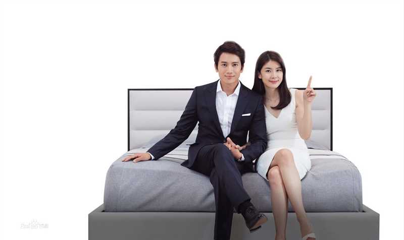 池晟(Ji Sung)与李宝英代言性感图片图集