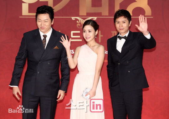 金旻钟(Kim Min Jong)金民钟参加2012S演技大赏图册