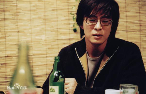 裴勇浚(Bae Yong Joon，)《四月雪》剧照
