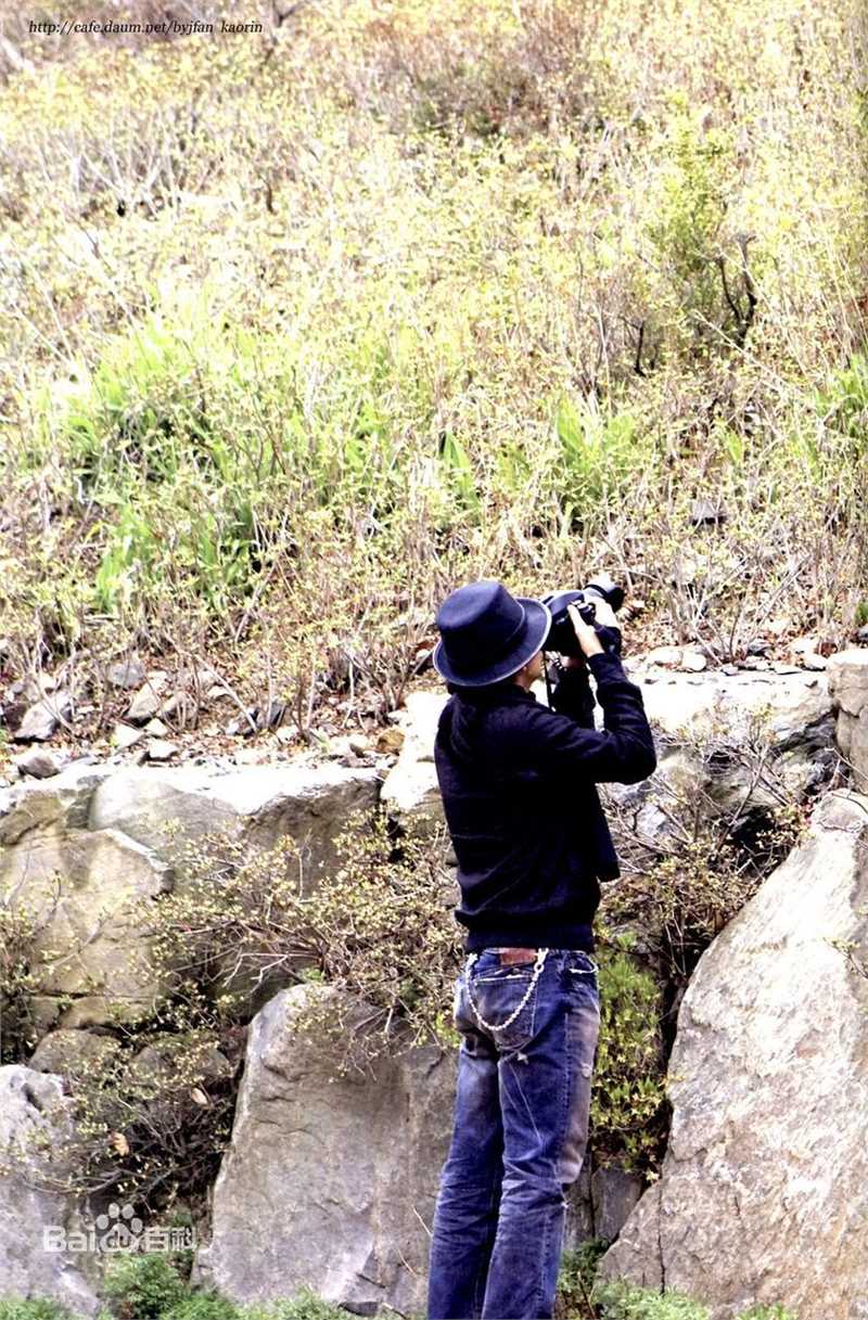 最全裴勇浚(Bae Yong Joon，)在2009年《韩国之美的旅行》图片中的相册