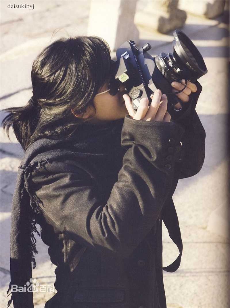 最全裴勇浚(Bae Yong Joon，)在2009年《韩国之美的旅行》图片中的相册