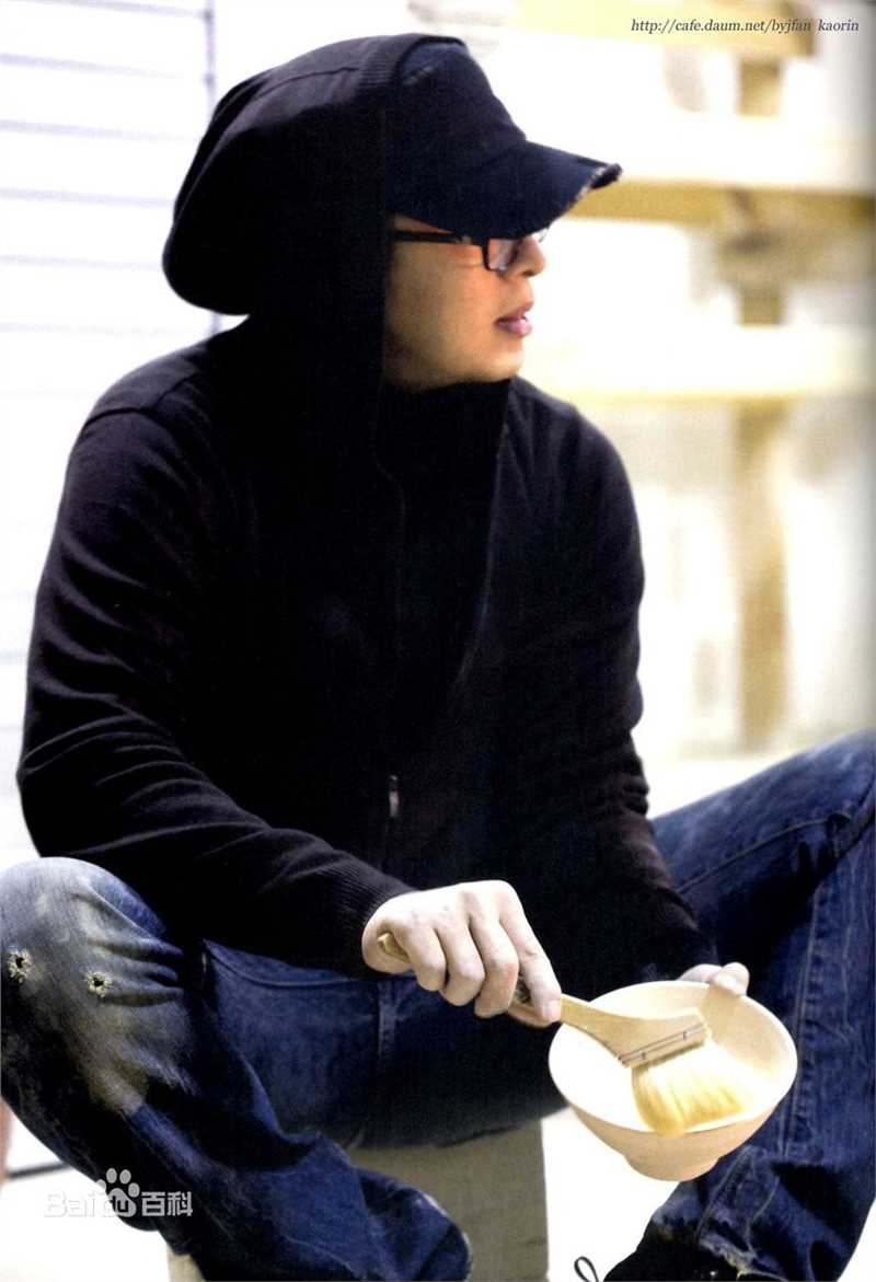 最全裴勇浚(Bae Yong Joon，)在2009年《韩国之美的旅行》图片中的相册