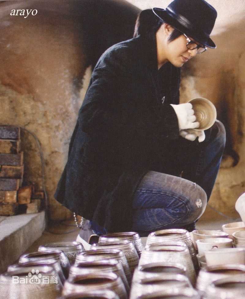 最全裴勇浚(Bae Yong Joon，)在2009年《韩国之美的旅行》图片中的相册