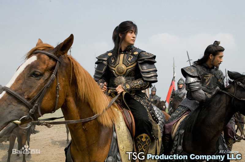 最新裴勇浚(Bae Yong Joon，)在《记》图片中的图集