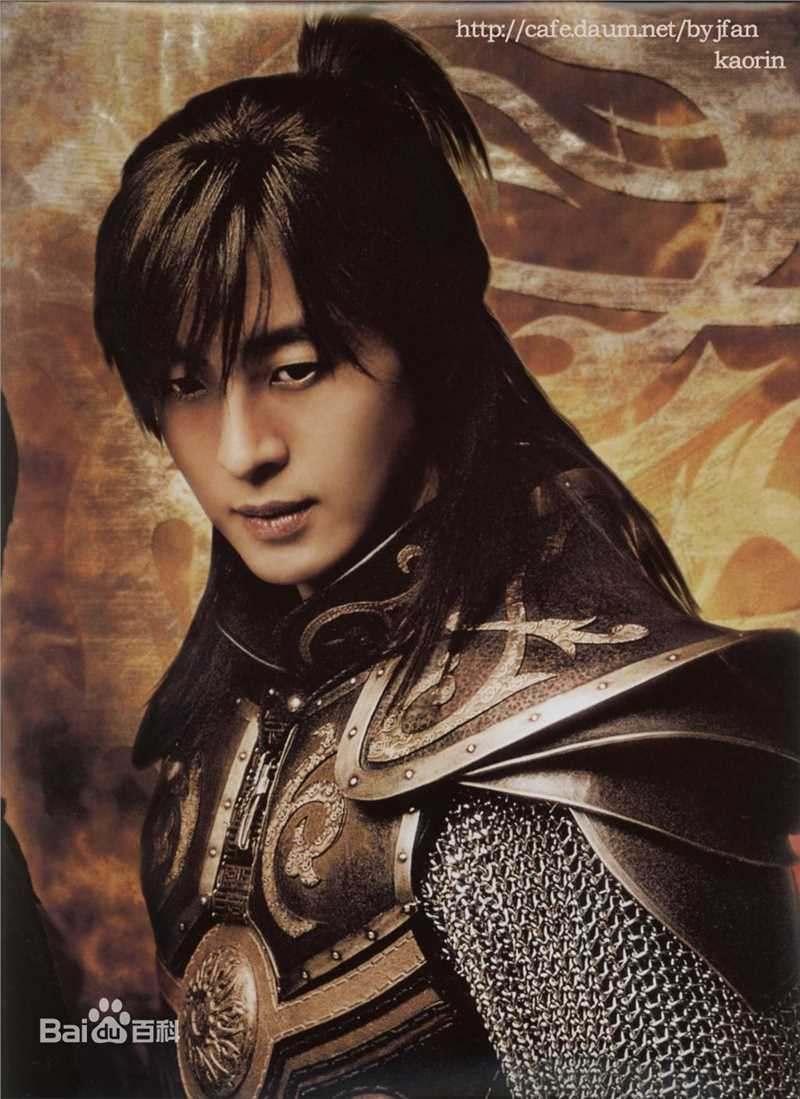 最新裴勇浚(Bae Yong Joon，)在《记》图片中的图集