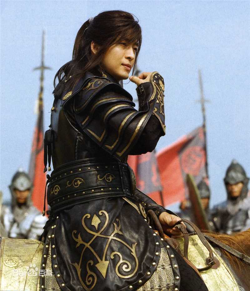 最新裴勇浚(Bae Yong Joon，)在《记》图片中的图集