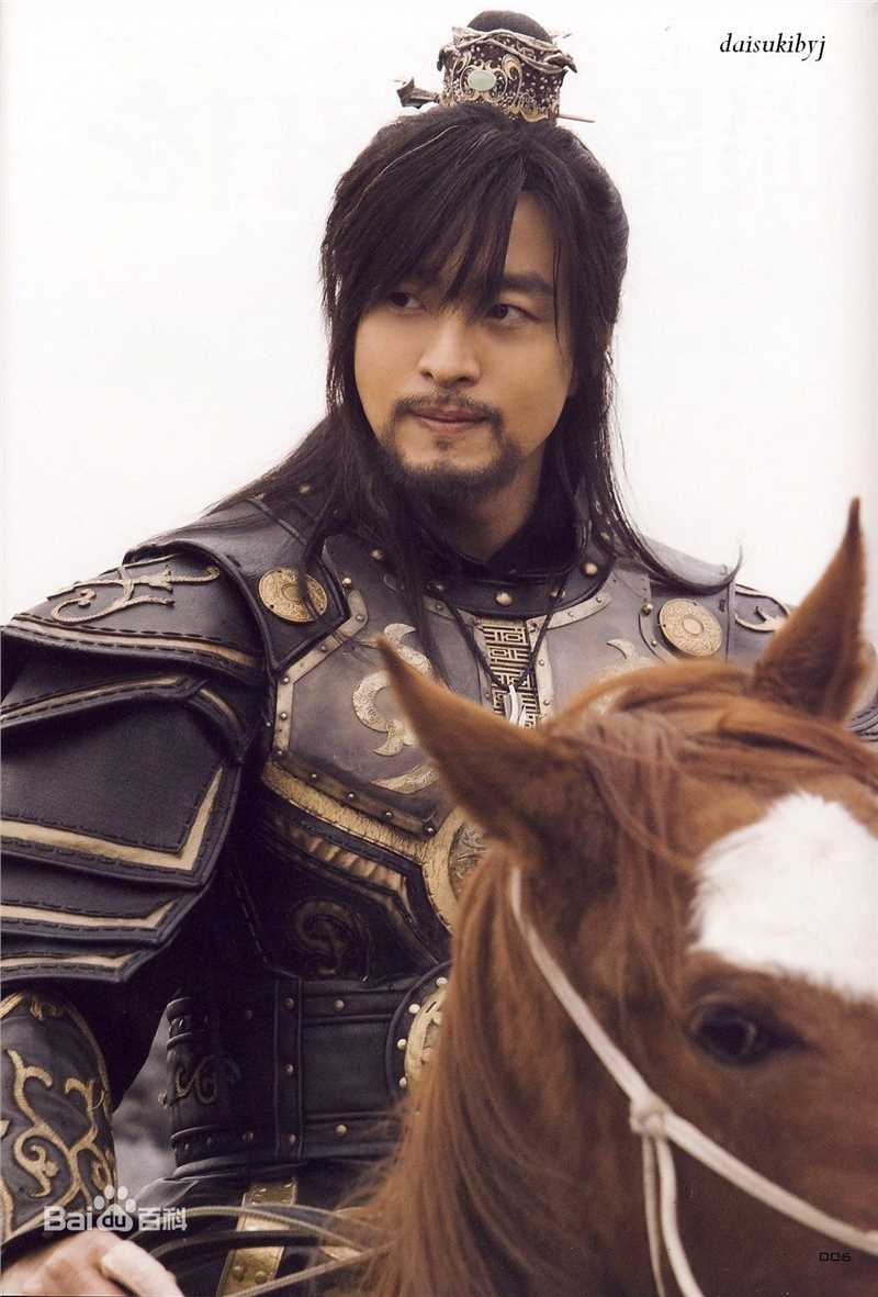 最新裴勇浚(Bae Yong Joon，)在《记》图片中的图集