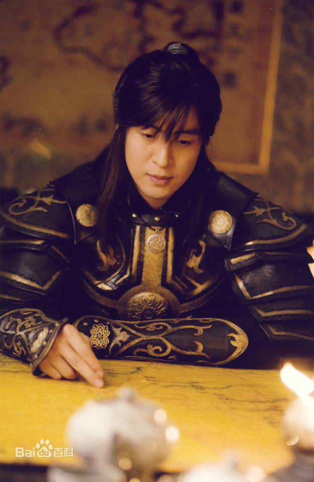 最新裴勇浚(Bae Yong Joon，)在《记》图片中的图集