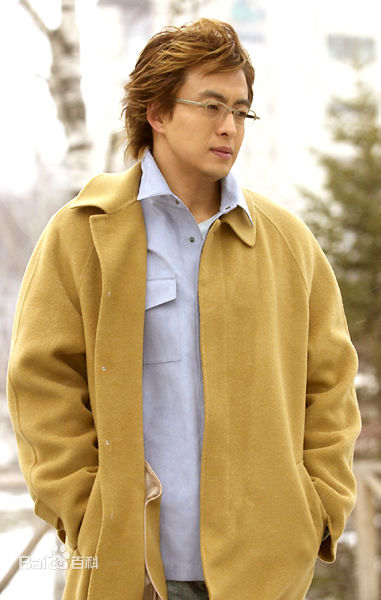 裴勇浚(Bae Yong Joon，)在《冬日恋歌》图片中的