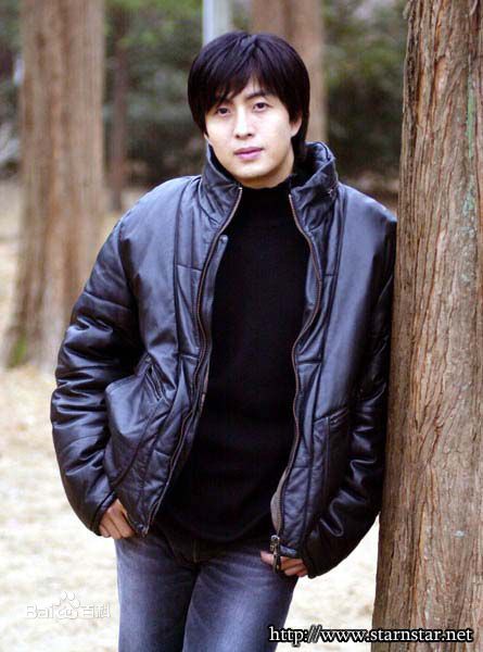 裴勇浚(Bae Yong Joon，)在《冬日恋歌》图片中的