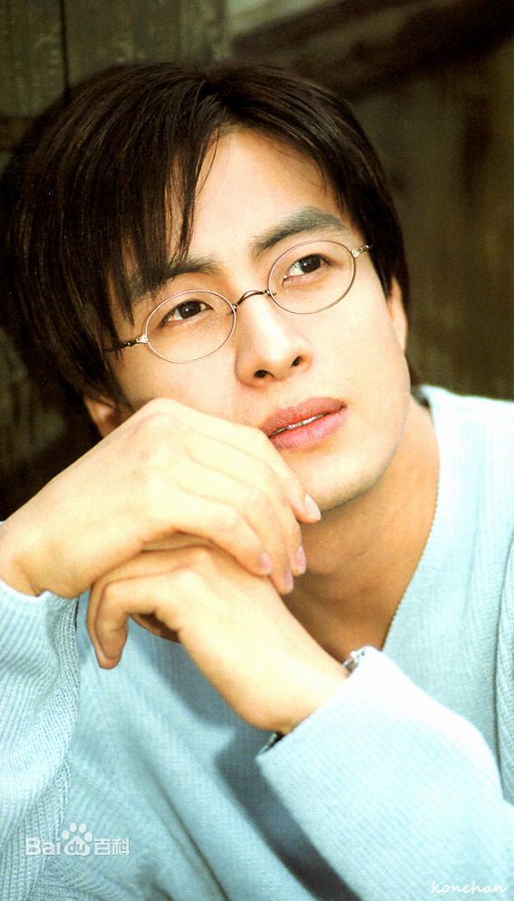 最新裴勇浚(Bae Yong Joon，)在《情定大饭店》图片中的图集