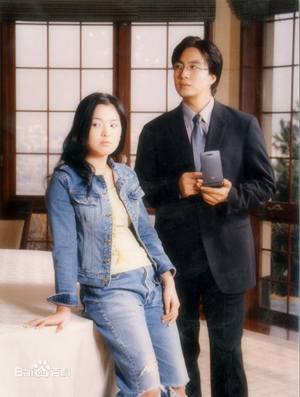 最新裴勇浚(Bae Yong Joon，)在《情定大饭店》图片中的图集