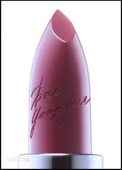 裴勇浚(Bae Yong Joon，)慈善活动前后照片