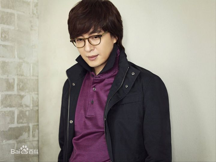 裴勇浚(Bae Yong Joon，)裴勇俊代言壁纸壁纸