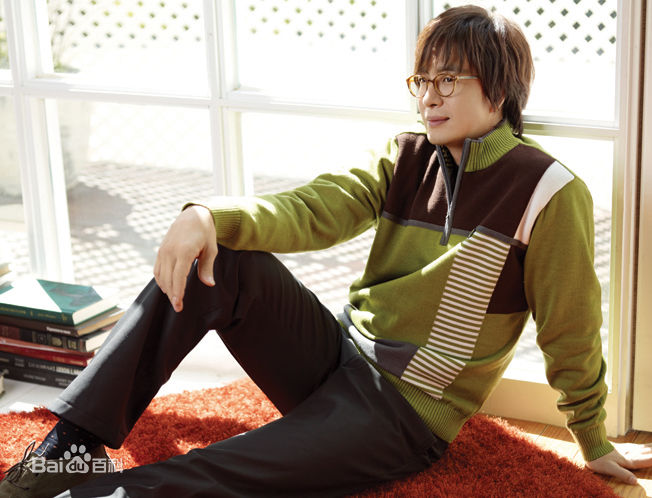 裴勇浚(Bae Yong Joon，)裴勇俊代言壁纸壁纸