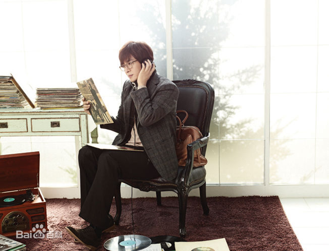 裴勇浚(Bae Yong Joon，)裴勇俊代言壁纸壁纸