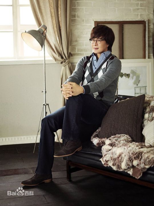 裴勇浚(Bae Yong Joon，)裴勇俊代言壁纸壁纸