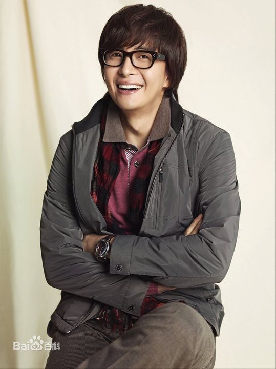 裴勇浚(Bae Yong Joon，)裴勇俊代言壁纸壁纸