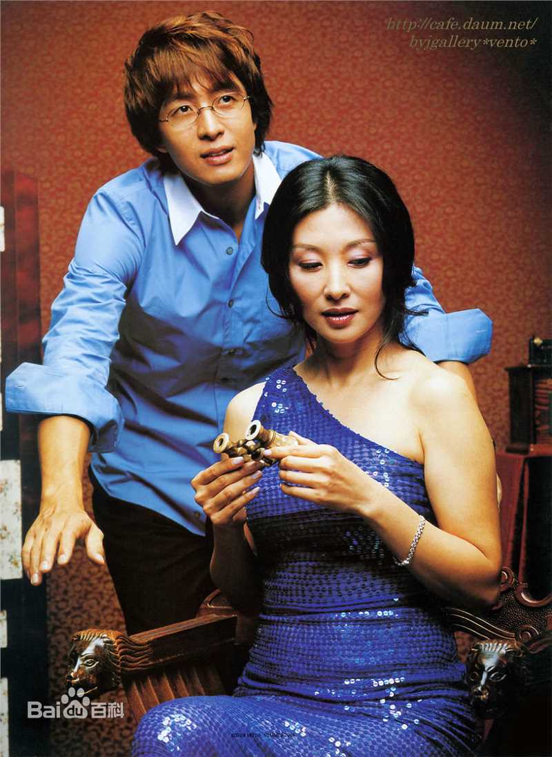 精选裴勇浚(Bae Yong Joon，)在《丑闻》图片中的图册