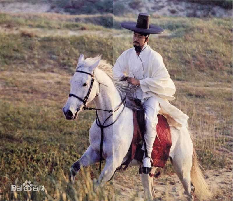 精选裴勇浚(Bae Yong Joon，)在《丑闻》图片中的图册