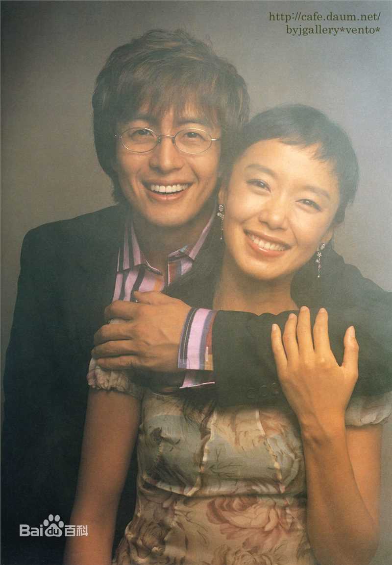 精选裴勇浚(Bae Yong Joon，)在《丑闻》图片中的图册