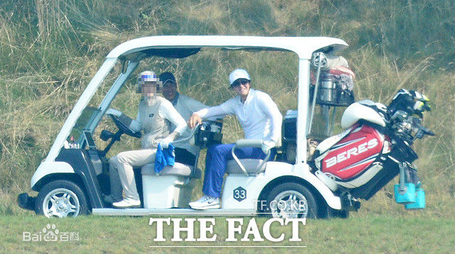 裴勇浚(Bae Yong Joon，)裴勇俊和朴秀珍生活照相册