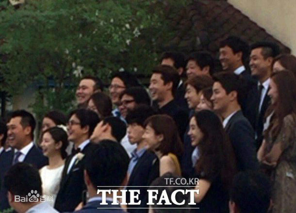 裴勇浚(Bae Yong Joon，)裴勇俊和朴秀珍生活照相册