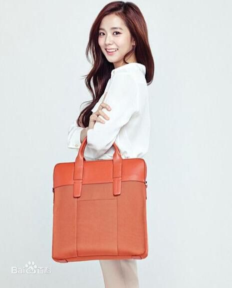 金智秀(kim Ji Soo)广告图生活照相册