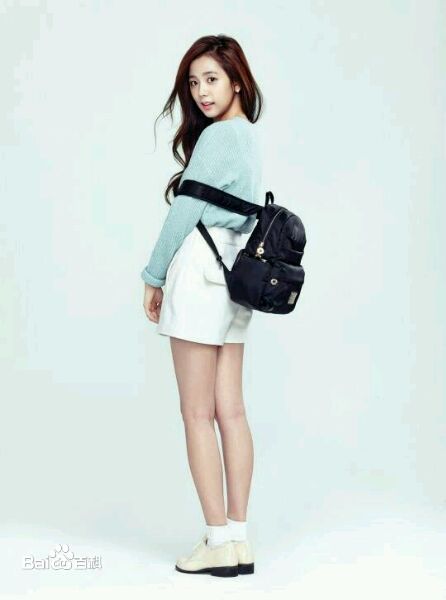 金智秀(kim Ji Soo)广告图生活照相册