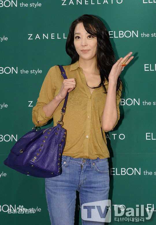 韩高恩(/Han Go Eun)出席活动图片图集