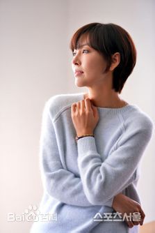 金素妍(，Kim So-yeon)采访图册