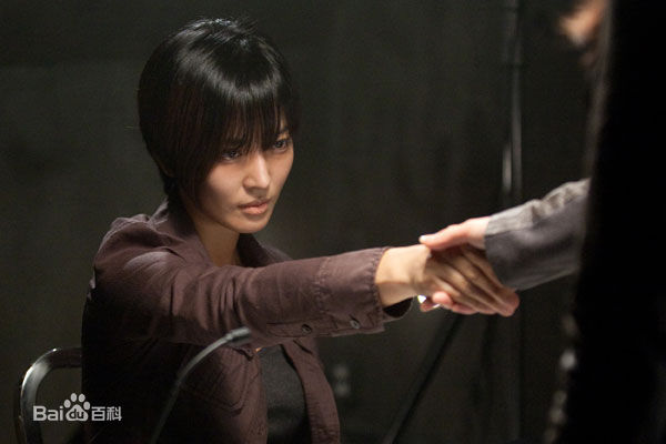 金素妍(，Kim So-yeon)IRIS前后照片