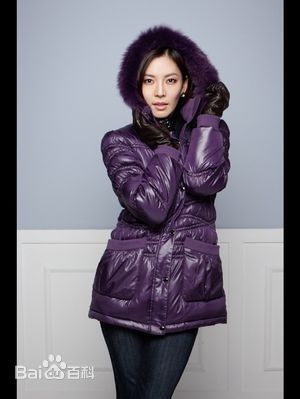 金素妍(，Kim So-yeon)代言素颜照壁纸