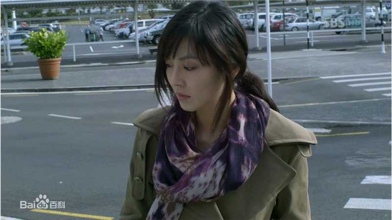 金素妍(，Kim So-yeon)雅典娜:战争女神—IRIS2图册