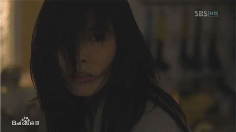 金素妍(，Kim So-yeon)雅典娜:战争女神—IRIS2图册