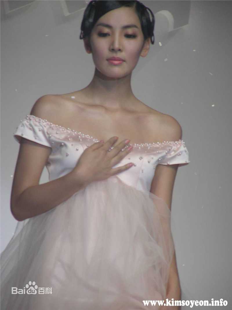 金素妍(，Kim So-yeon)Andre Kim show图册