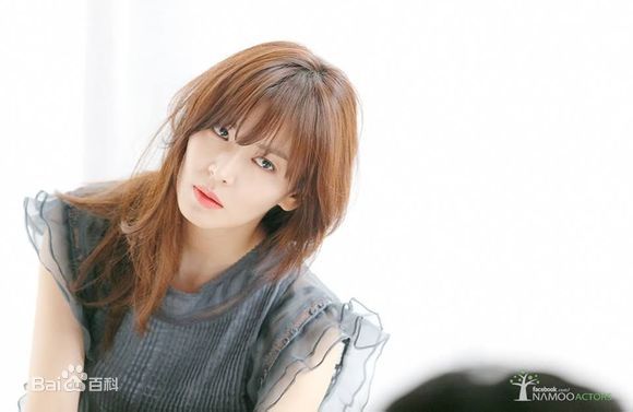 最优质金素妍(，Kim So-yeon)生活照