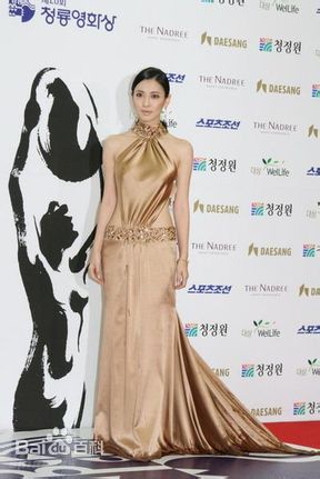 金素妍(，Kim So-yeon)红毯素颜照相册