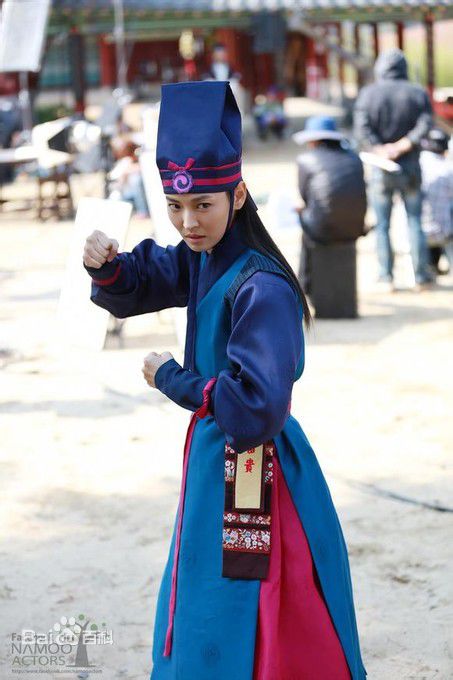 金素妍(，Kim So-yeon)大风水图片图集