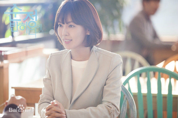 金素妍(，Kim So-yeon)陷入纯情最优质剧照