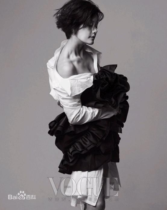 张美姬( /Mi-hie Jang)最新黑白~~彩色！！~`壁纸