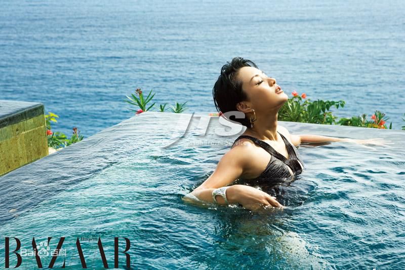 张美姬( /Mi-hie Jang)最新黑白~~彩色！！~`壁纸