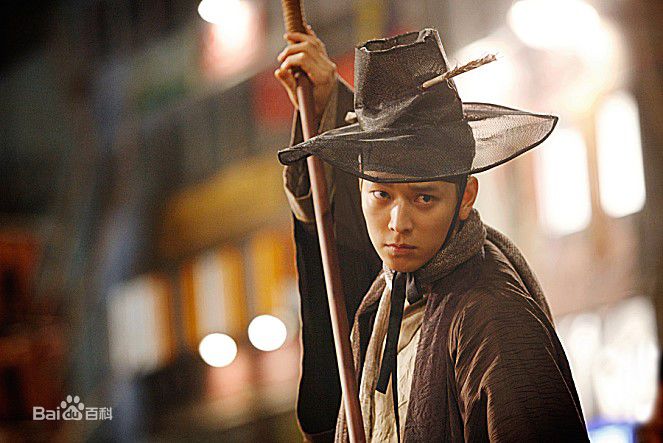 精选姜栋元(Kang Dong Won、カン ドンウォン)在《田禹治》（2009）中的图册