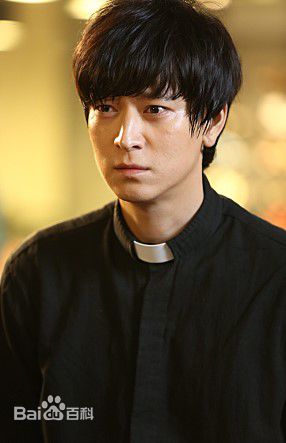 最优质姜栋元(Kang Dong Won、カン ドンウォン)在《黑司祭们》（2015）中的相册