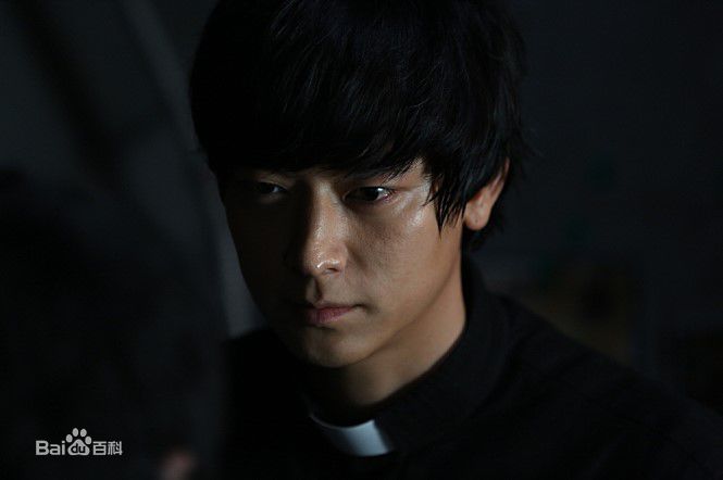 最优质姜栋元(Kang Dong Won、カン ドンウォン)在《黑司祭们》（2015）中的相册