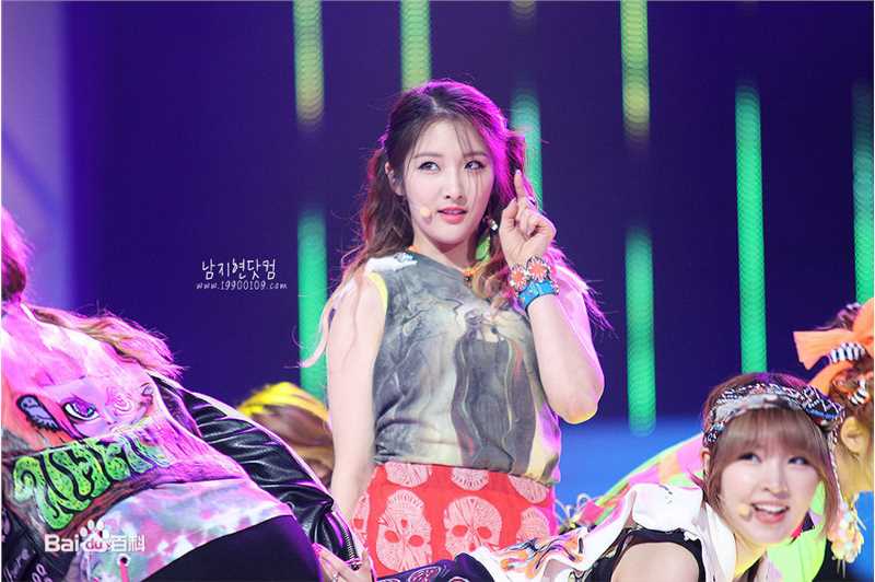 南智贤(，Nam Ji Hyun)活动演出壁纸壁纸