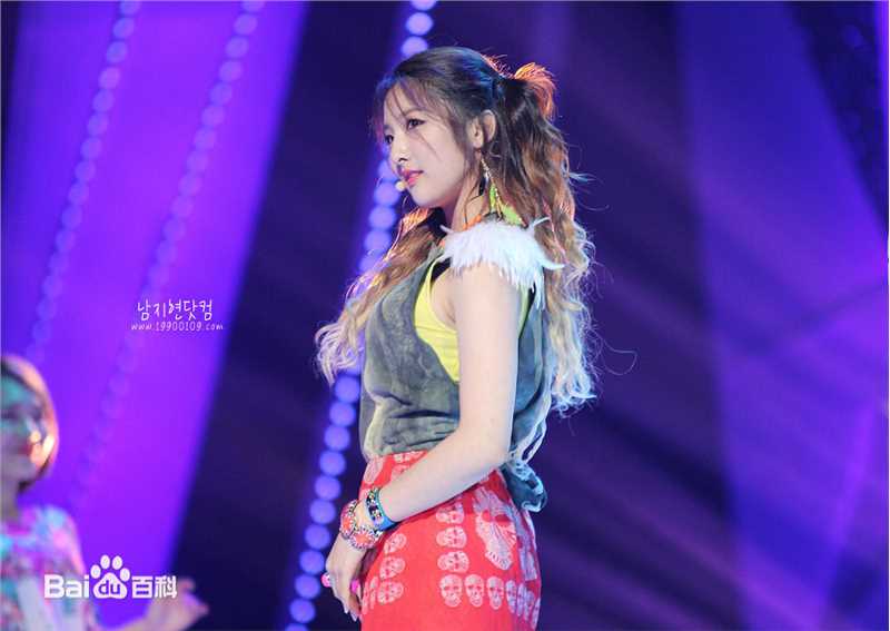 南智贤(，Nam Ji Hyun)活动演出壁纸壁纸